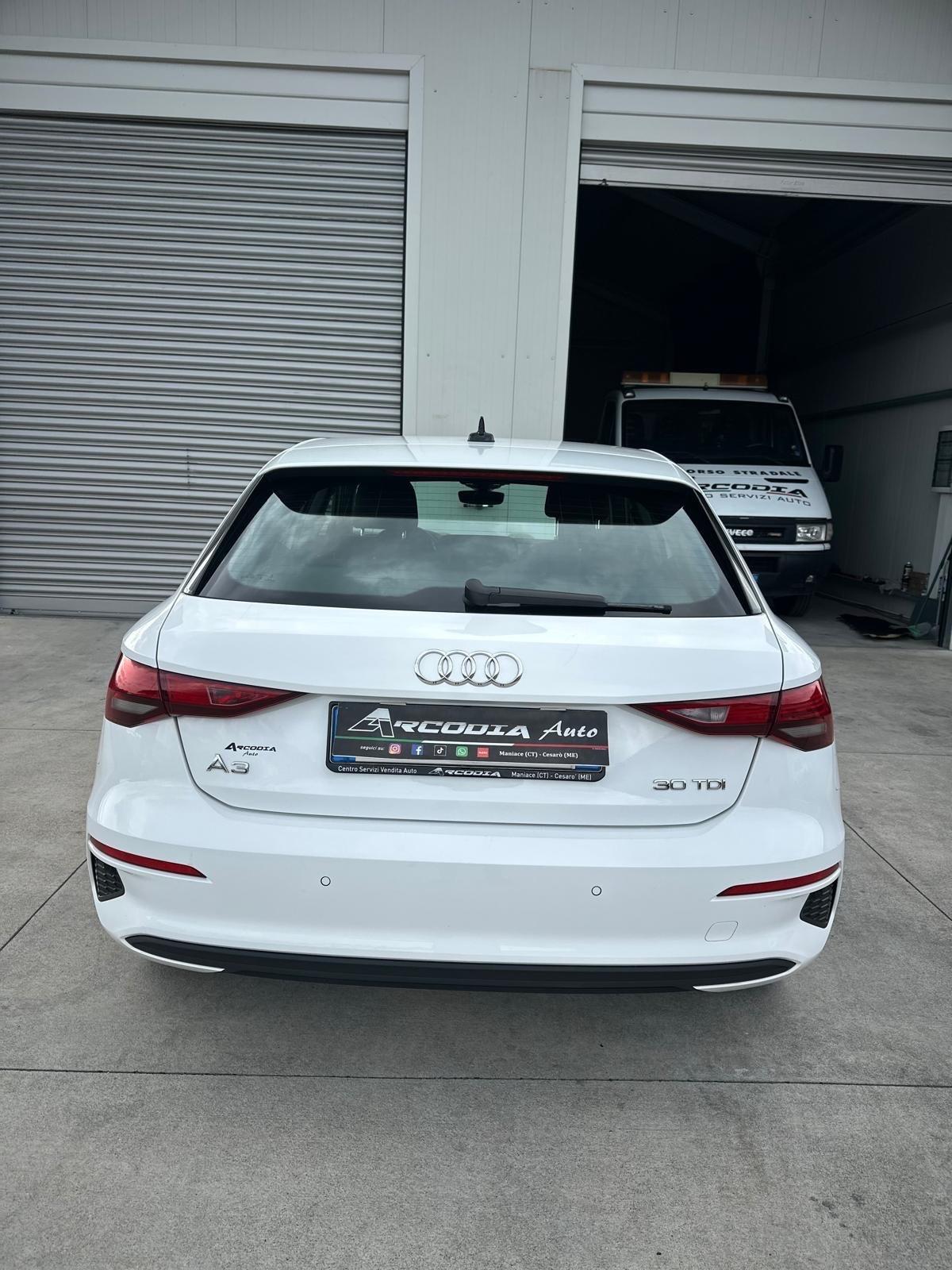 Audi A3 SPB 30 TDI Business Advanced