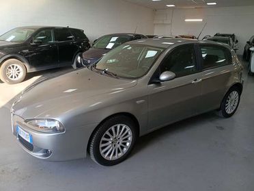 Alfa Romeo 147 147 5p 1.6 ts 16v BlackLine 120cv