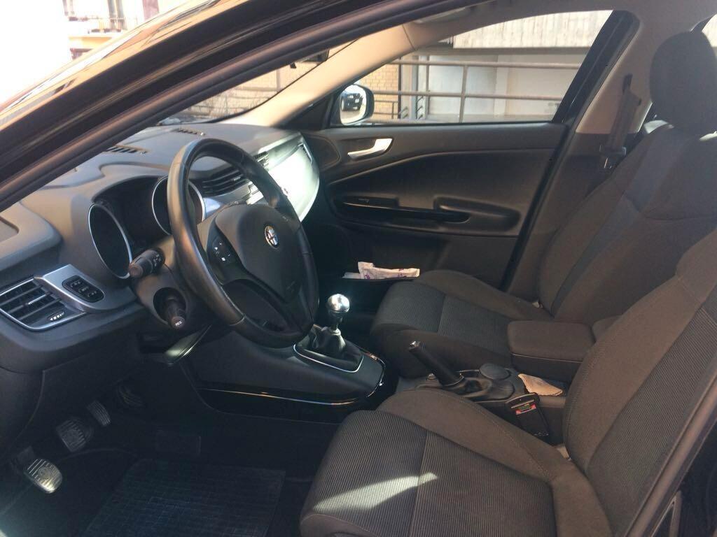 Alfa Romeo Giulietta 1.6 JTDm-2 105 CV Exclusive