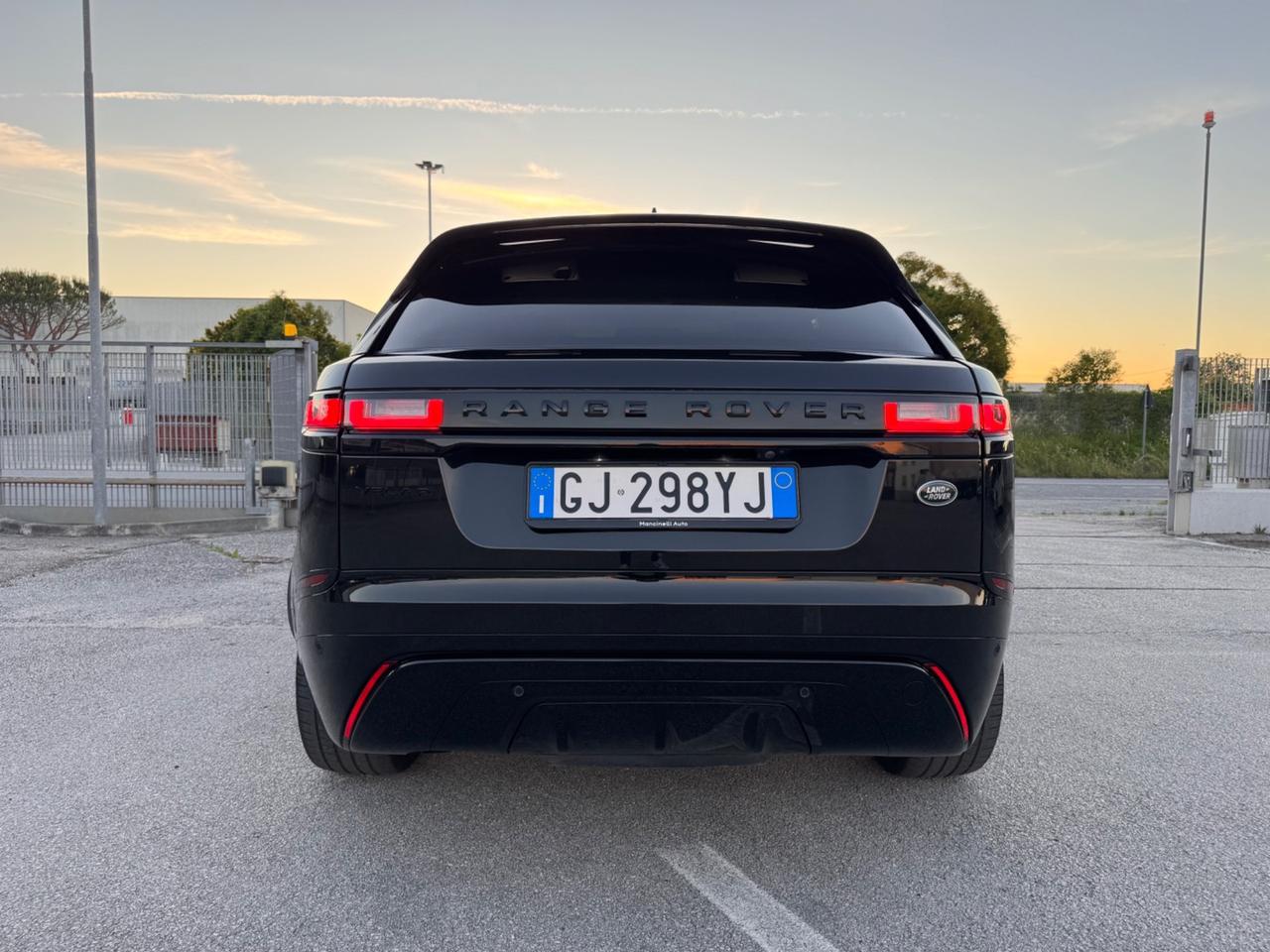 Land Rover Range Velar 2.0D I4 204 CV R-Dynamic HSE