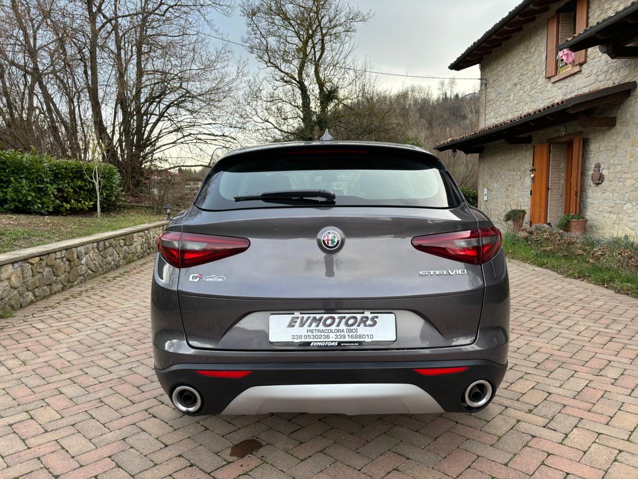 Alfa Romeo Stelvio 2.2 Turbodiesel 210 CV AT8 Q4 Executive