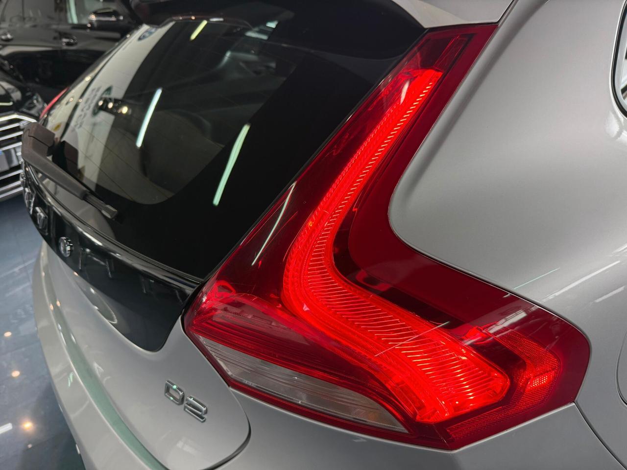 Volvo V40 D3 Momentum