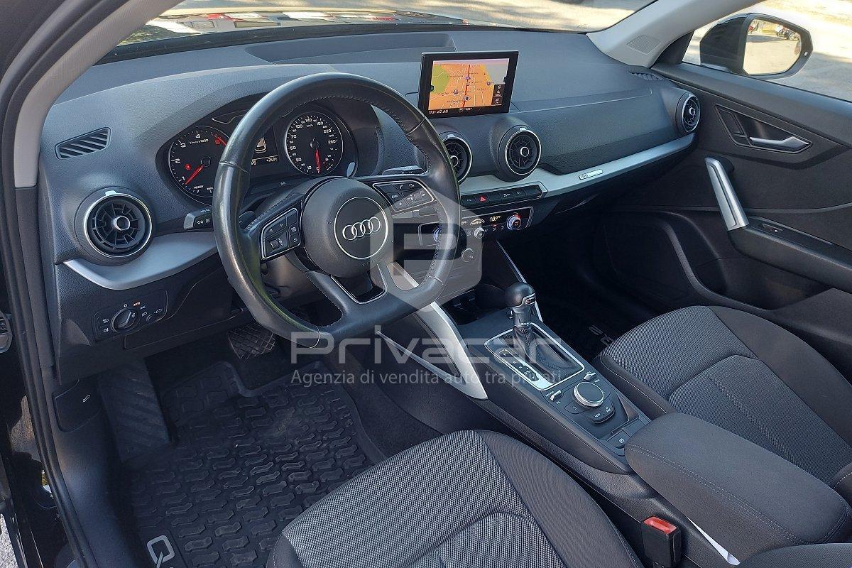 AUDI Q2 30 TDI S tronic Identity Black