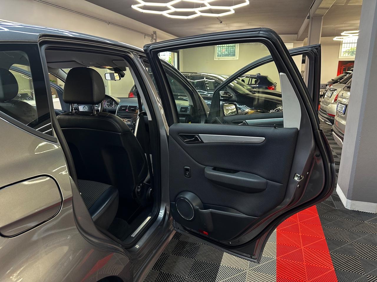 Mercedes-benz A 180 CDI Avantgarde - FABIANOAUTO