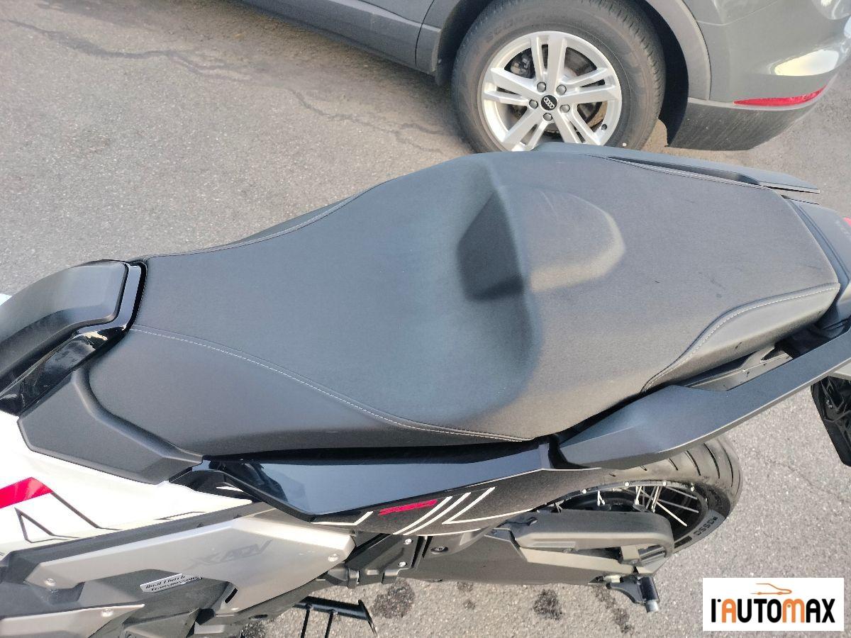 Honda - X-ADV 750 X-ADV 750 DCT Abs