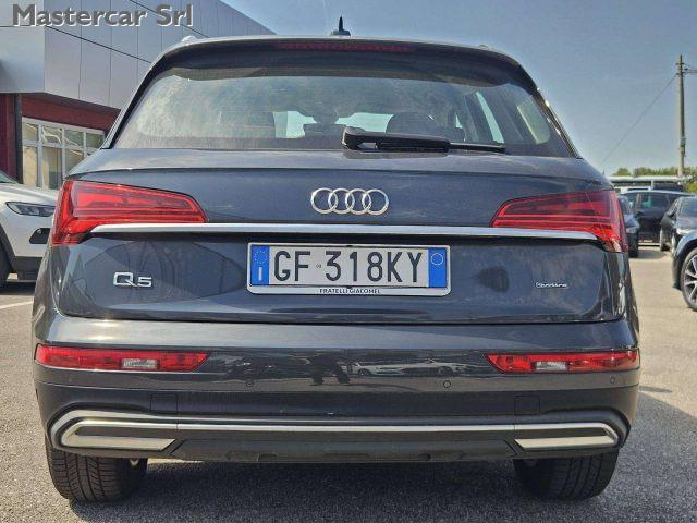 AUDI Q5 Q5 40 2.0 tdi mhev 12V Business quattro s-tronic -