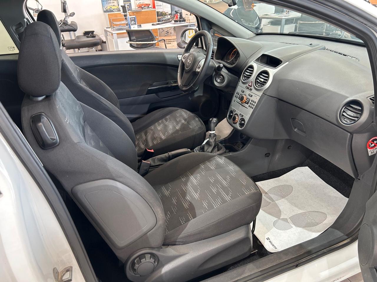 Opel Corsa 1.0 12V 3 porte One