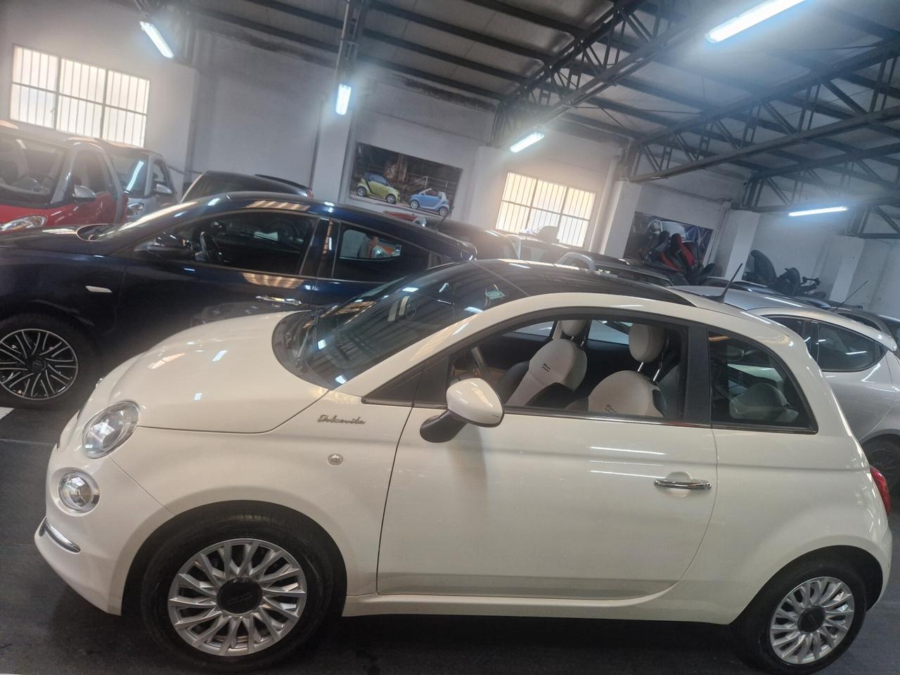 Fiat 500 1.0 Hybrid Dolcevita full pelle car play garanzia