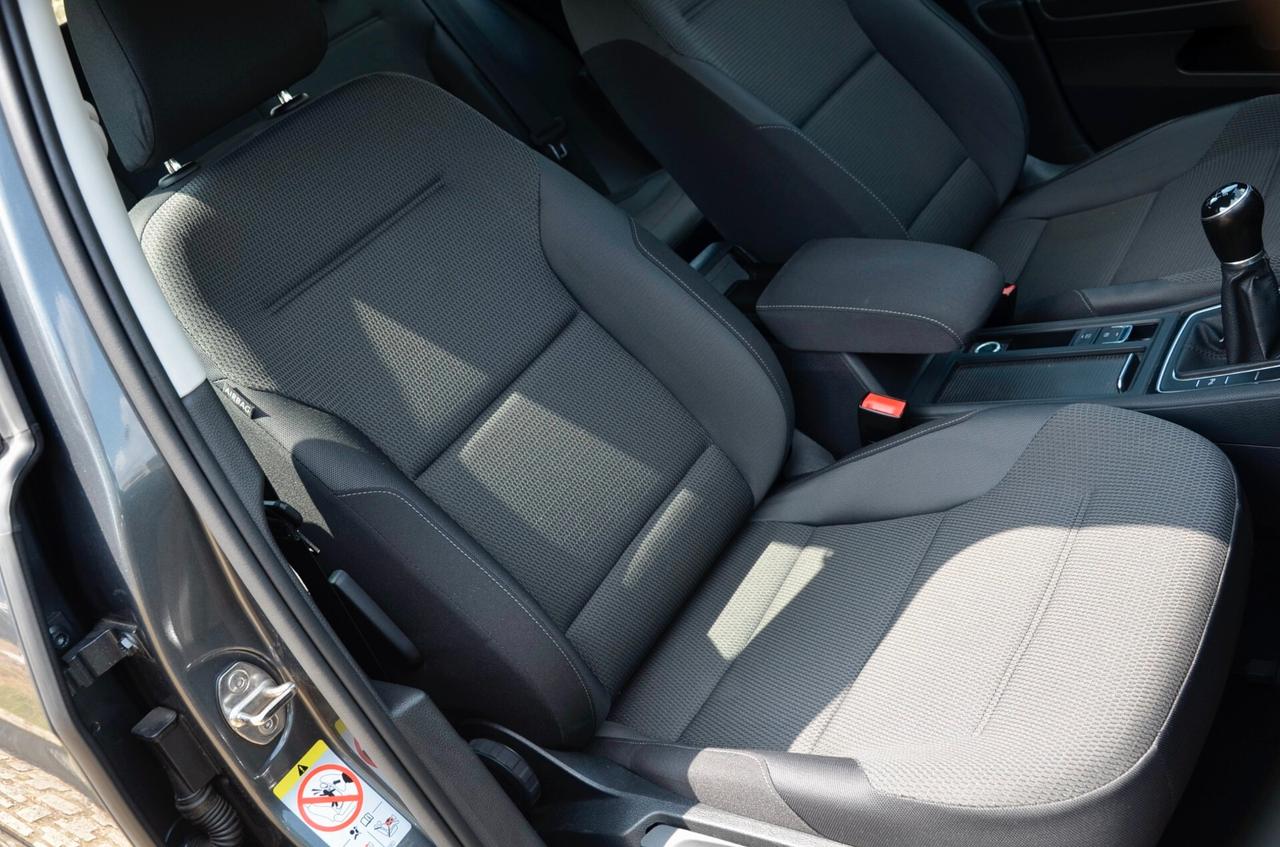 VOLKSWAGEN GOLF 5p 1.5 TGI BUSINESS 130cv, UNICOUTILIZZATORE, UFF ITALIANA, EURO 6D, APPLE ANDROID, PERMUTE