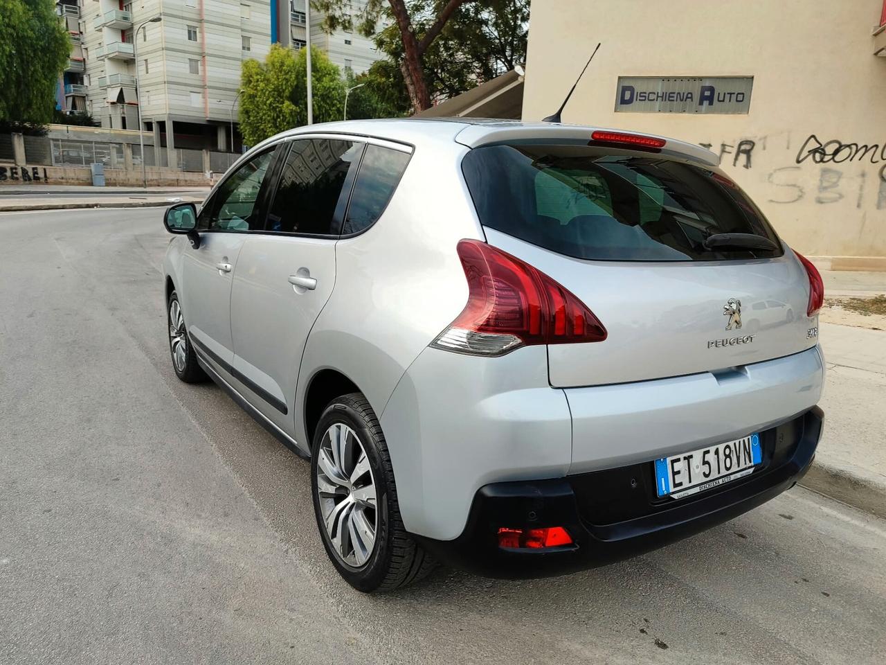 Peugeot 3008 1.6 HDi 115CV PRONTA CONSEGNA