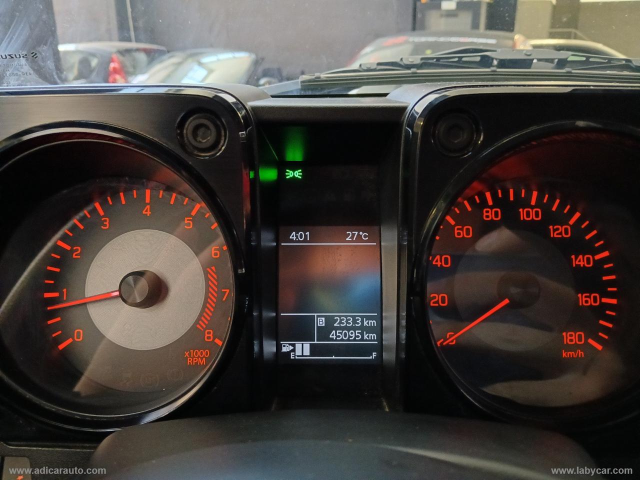 SUZUKI Jimny 1.5 5MT