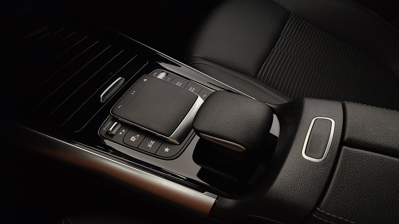 Mercedes-Benz GLA 250 e phev (eq-power) Sport Plus auto