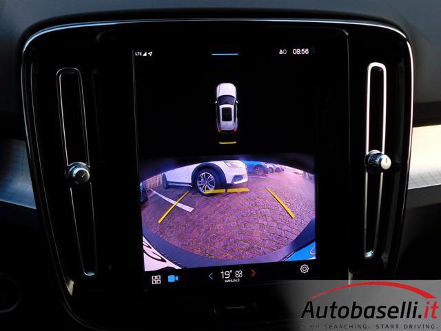 VOLVO XC40 B3 2.000 MHEV 163CV CORE AUTOMATICA NAVIGATORE