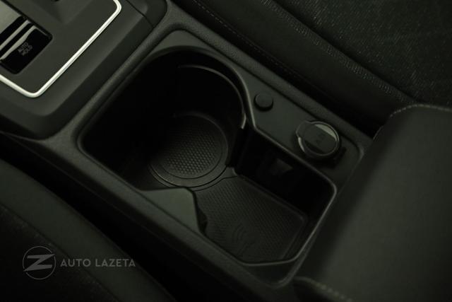 VOLKSWAGEN Golf 1.0 eTSI EVO DSG Life
