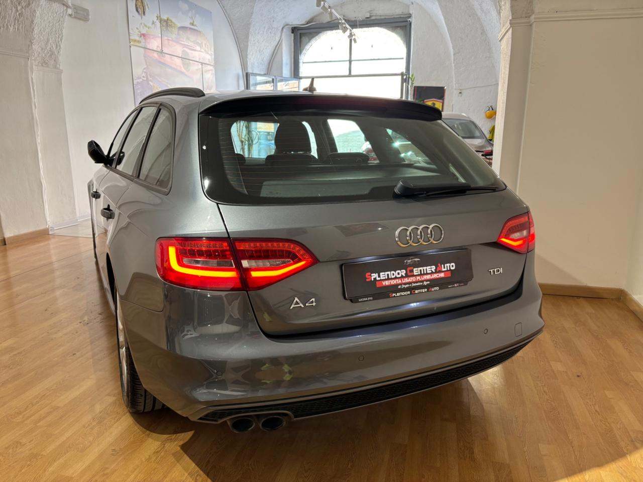 Audi A4 Avant 2.0 TDI 120cv s-line exterior