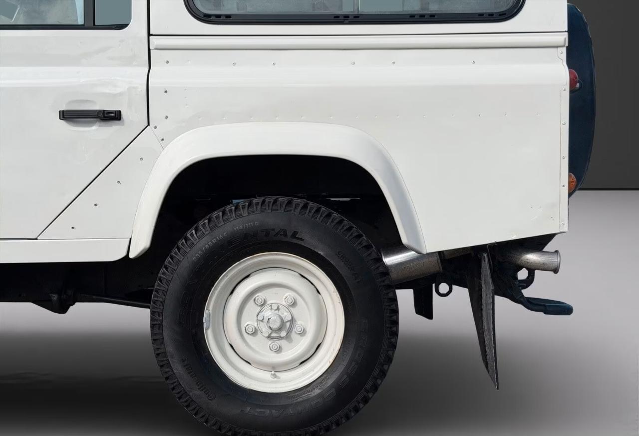 Land Rover Defender 110 E Station Wagon 10 POSTI! ARIA