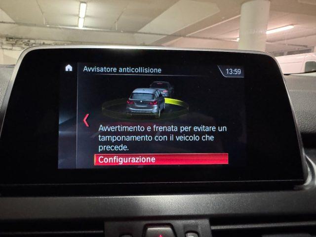 BMW 220 i Active Tourer Advantage