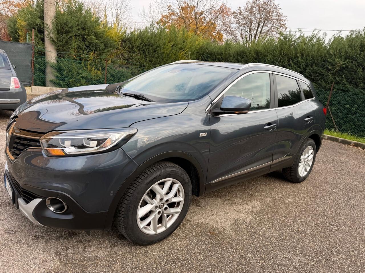 Renault Kadjar 1.2 tce - NEOP. - NAV. - 12 MESI DI GARANZIA -