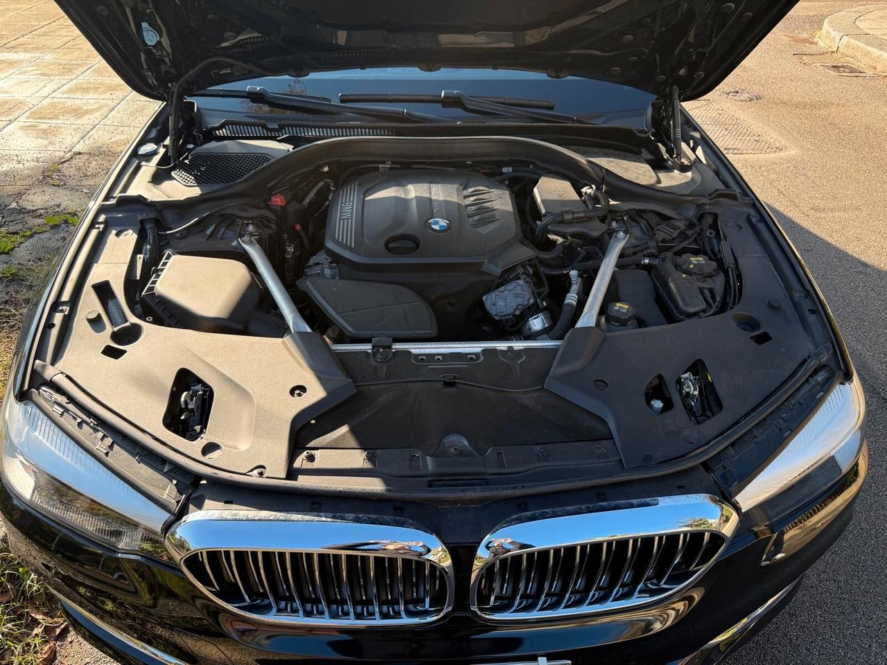 Bmw 520 520d 48V Luxury Steptronic