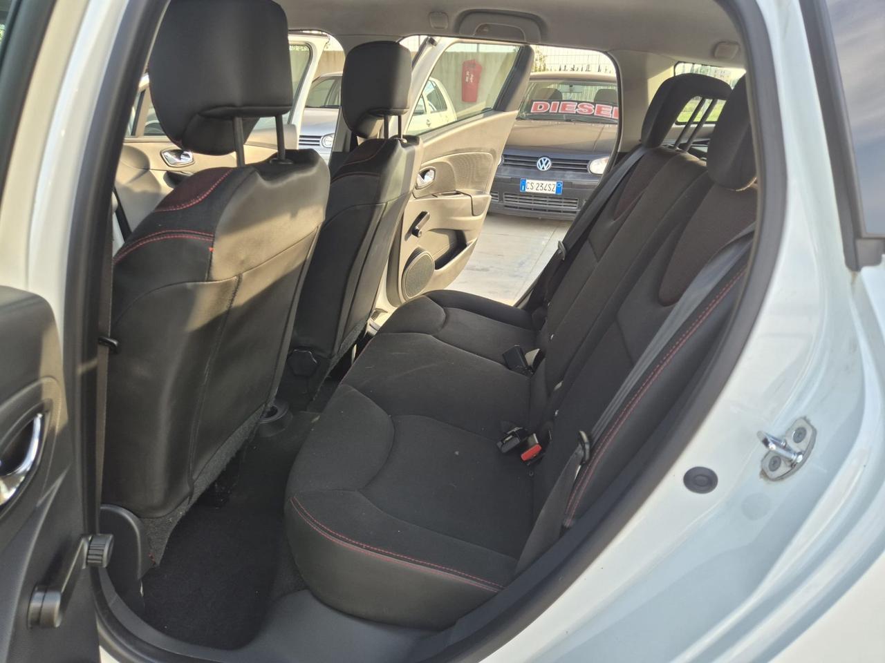Renault Clio Sporter 1.5 dCi 8V 75CV Costume National