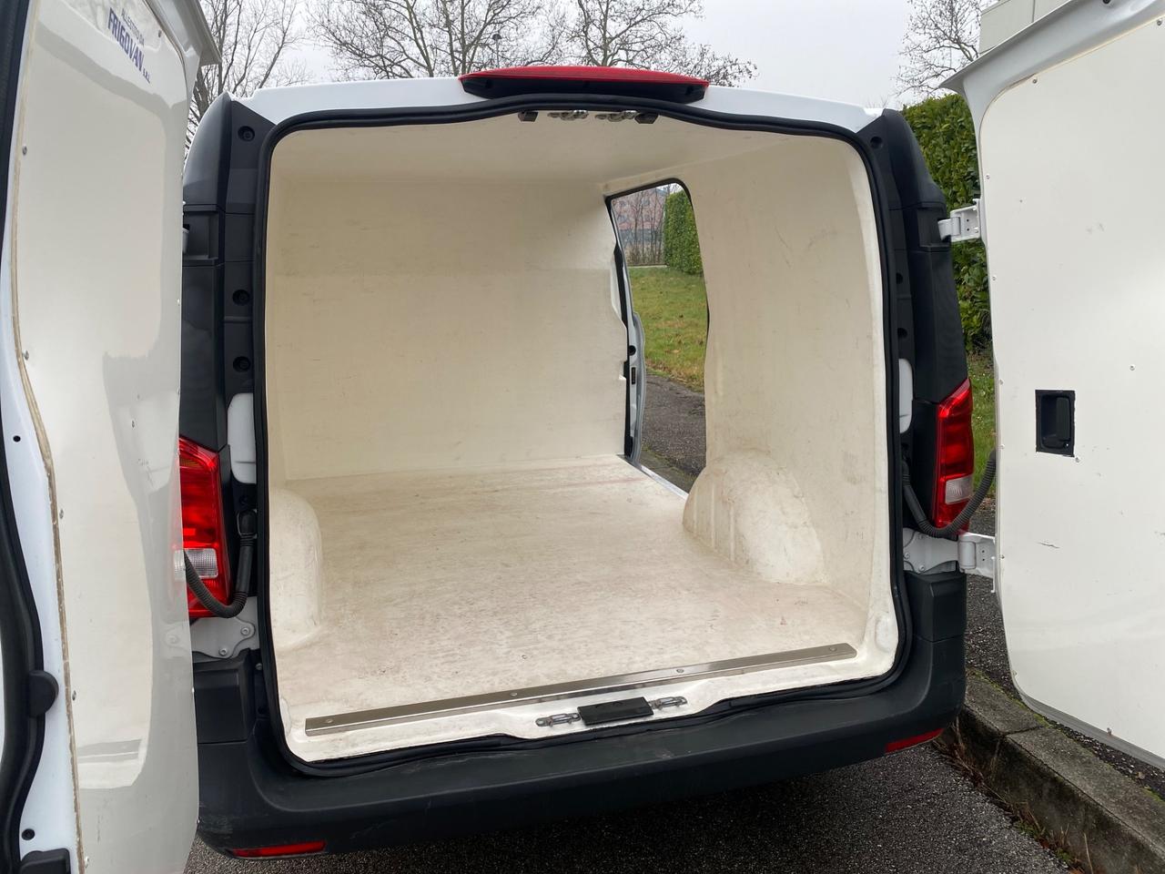 Mercedes Benz Vito 2.2d 100kw 136cv