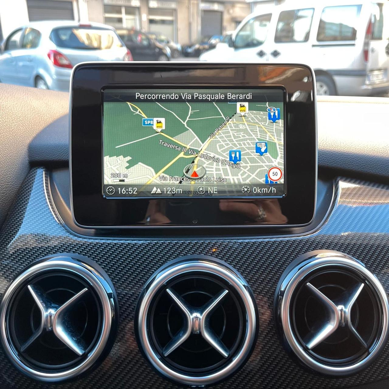 Mercedes-Benz B 200 d Automatic Premium