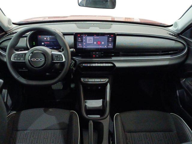 FIAT 600 Hybrid 110 CV DCT MHEV Pop