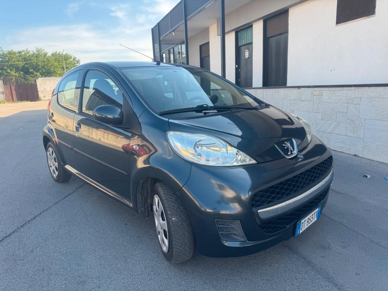 Peugeot 107 1.0 68CV 5p. Sweet Years