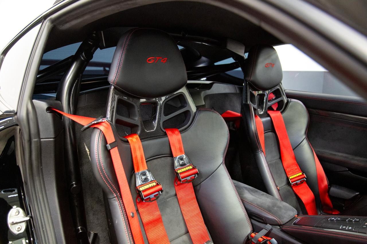 Porsche Cayman 718 GT4 Clubsport