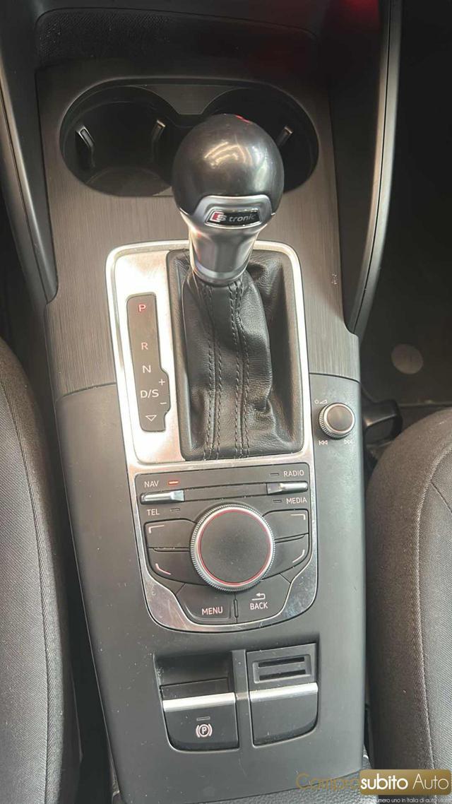AUDI A3 1.6 TDI clean diesel S tronic Attraction
