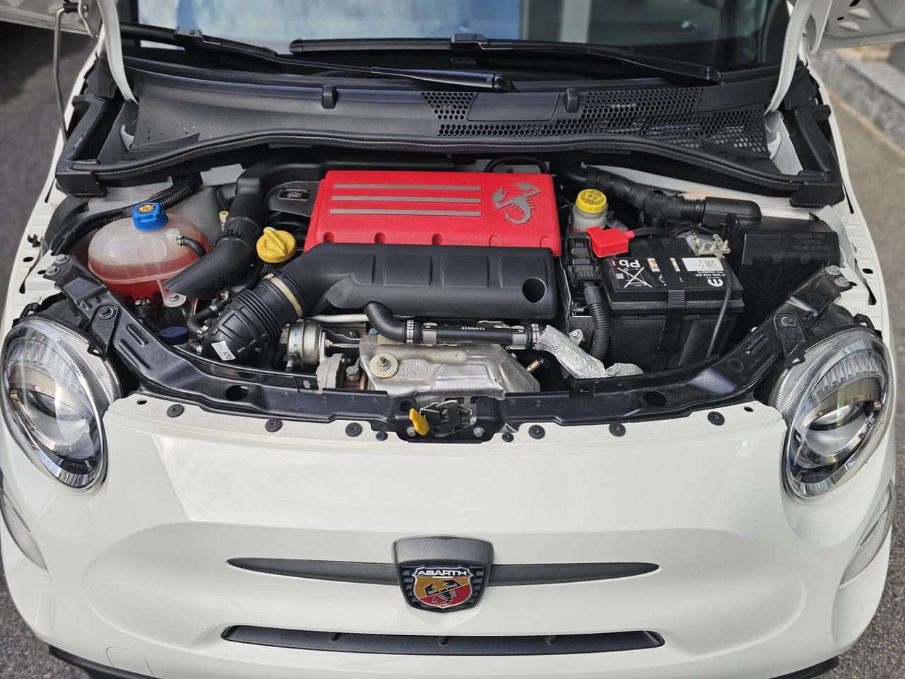 Abarth 595 1.4 Turbo T-Jet 165 CV