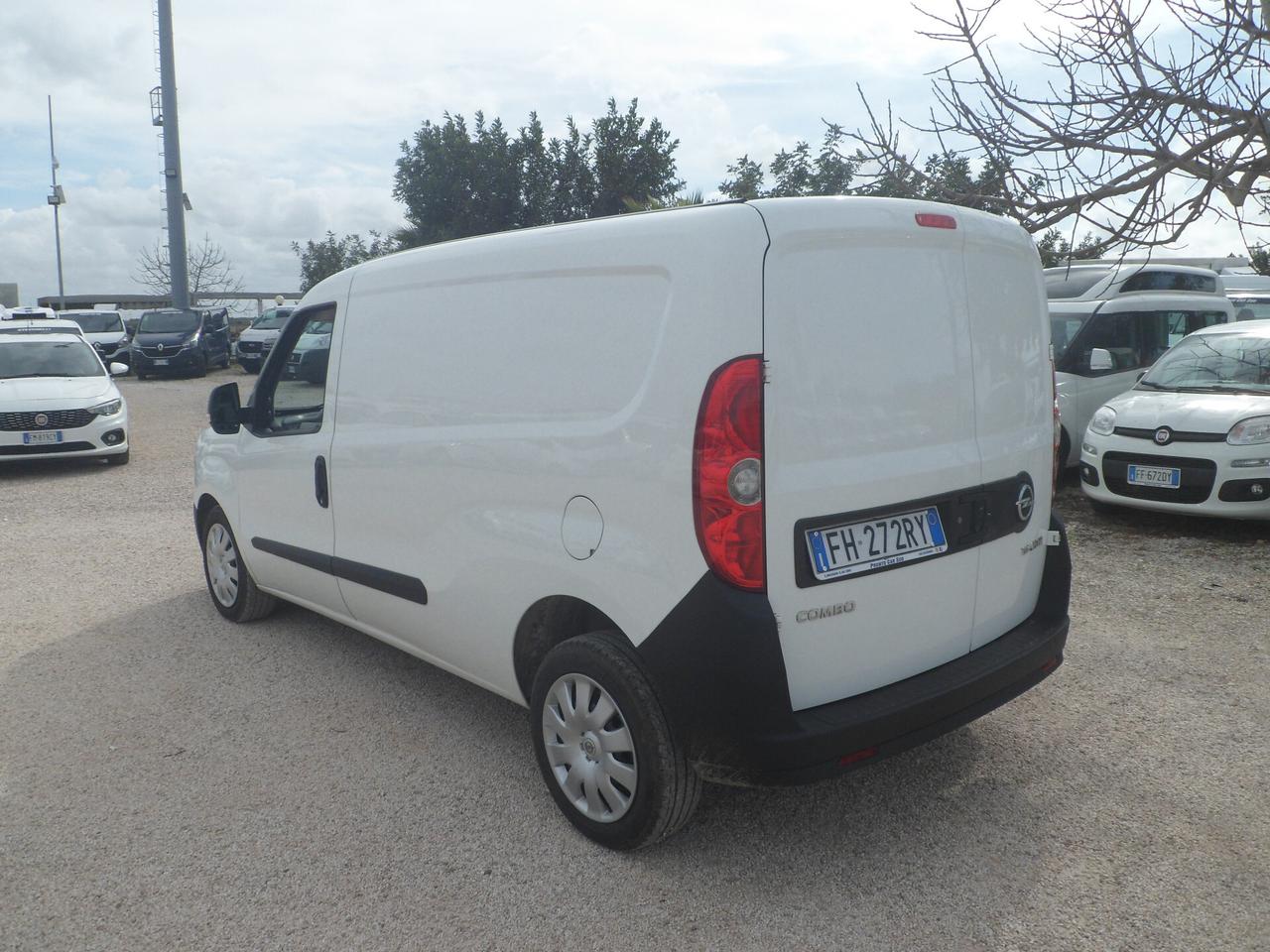 Fiat Doblo furgone maxi
