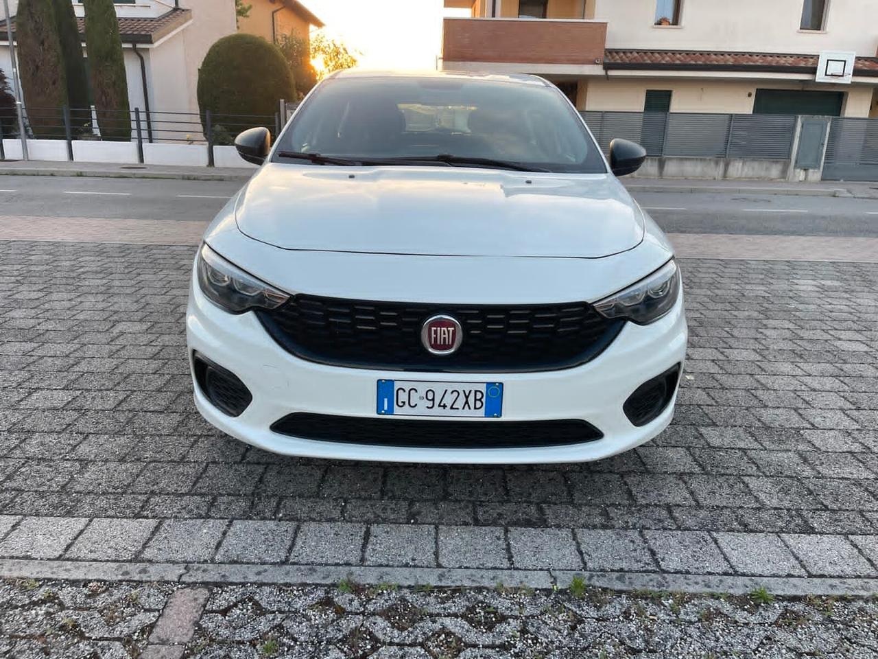 Fiat Tipo 1.3 Mjt S&S SW S-Design