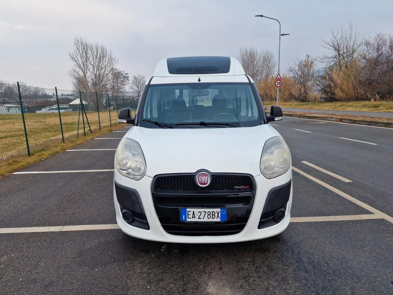 Fiat Doblo 1.6 MJT 16V trasporto disabili - 2012