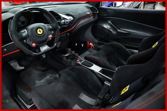 FERRARI 488 PISTA PILOTI|TAYLOR MADE|FULL CARBON SPEC