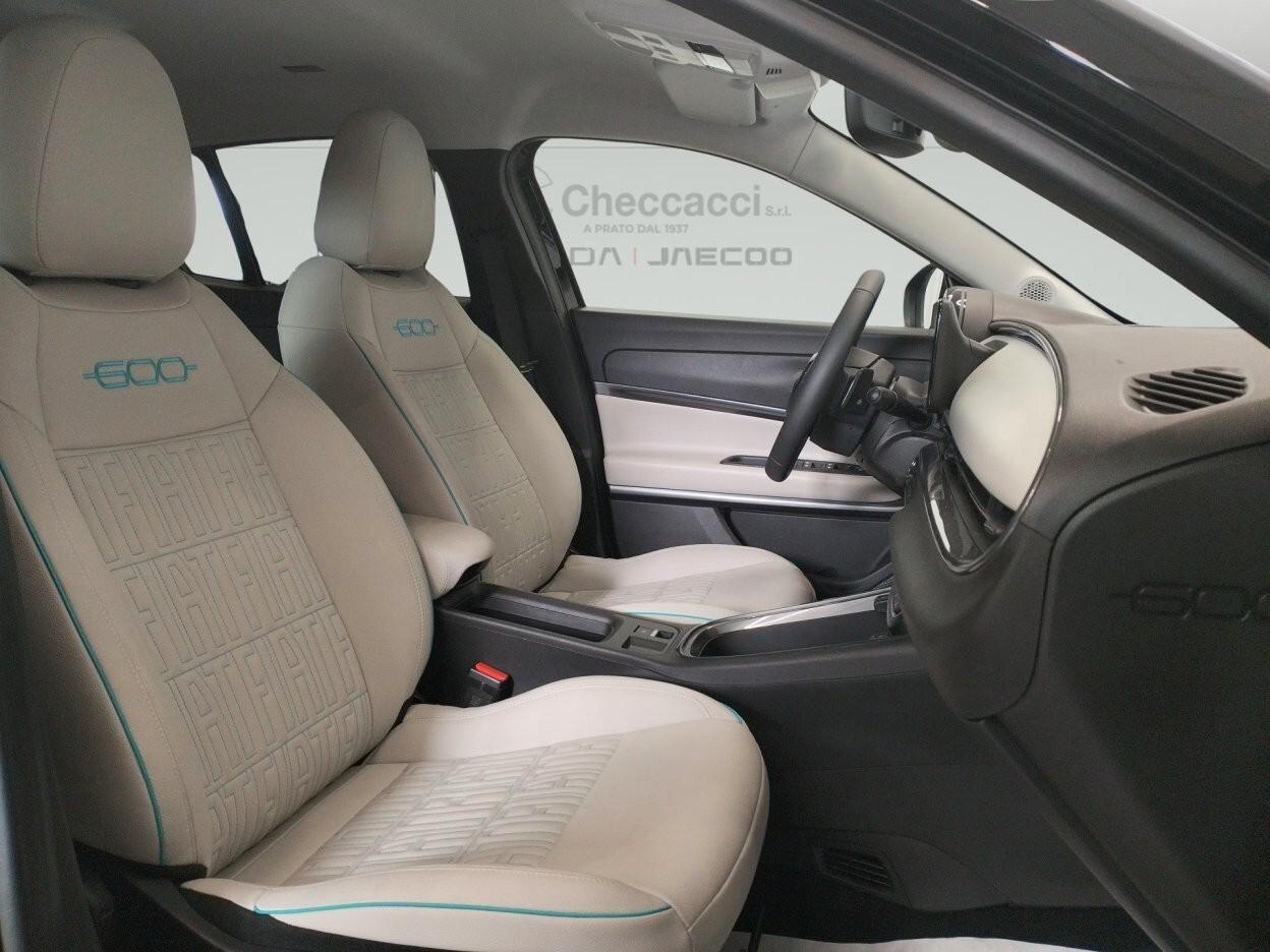 Fiat 600 1.2 hybrid La Prima 110cv * AUTOMATICA * 2025 *