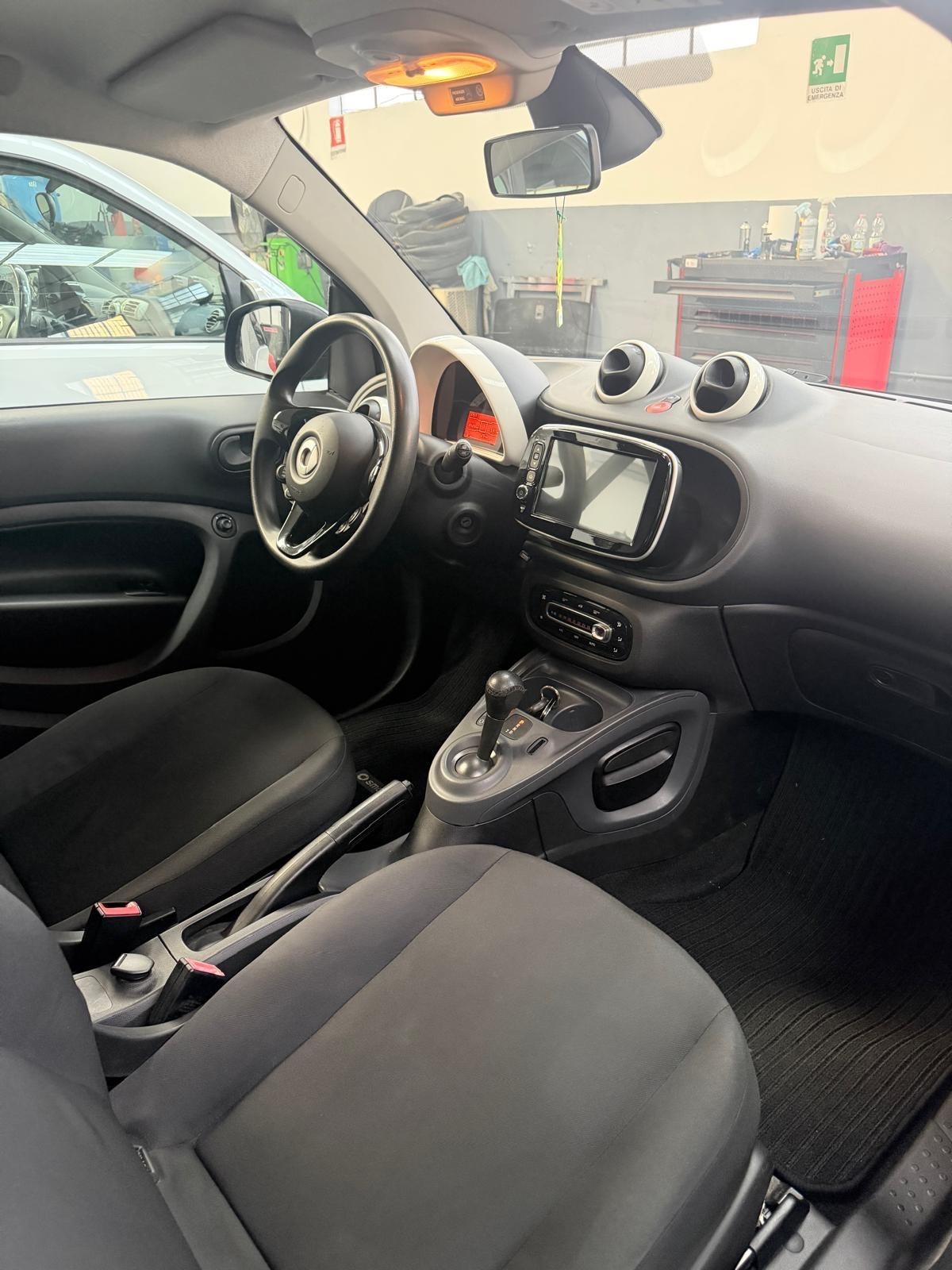 Smart ForTwo mod.453 benzina euro 6