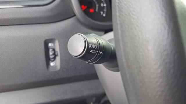 RENAULT RENAULT MASTER FONT VENDOME VAN XS IVA ESPOSTA