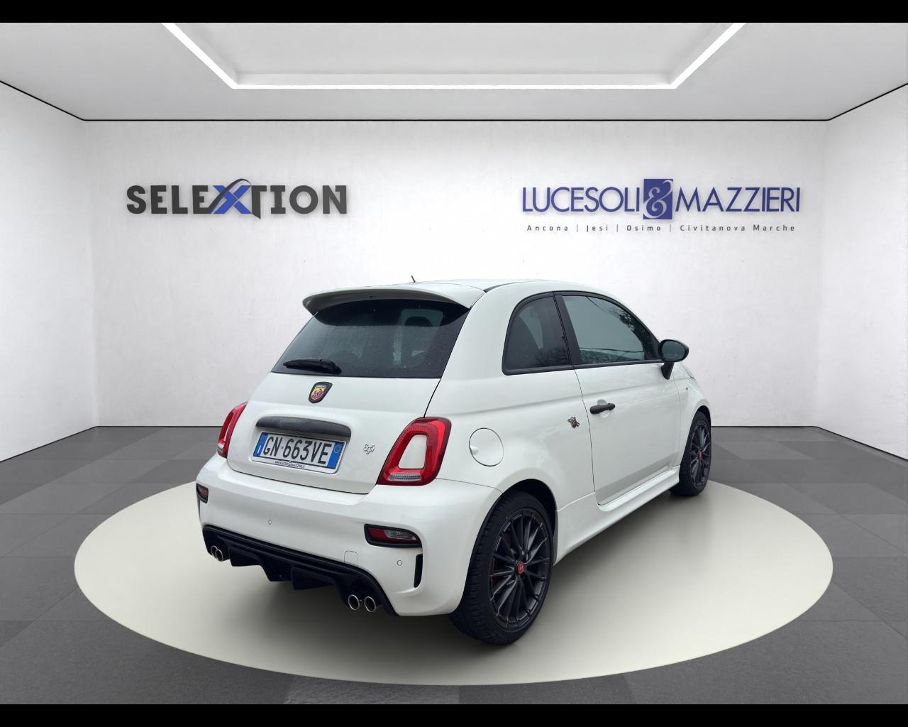 ABARTH 695 - 695 1.4 Turbo T-Jet 180 CV M.T.A.