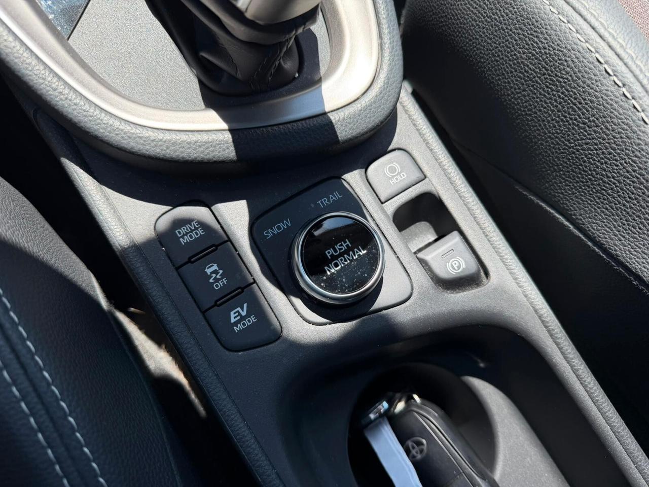 Toyota Yaris Cross 1.5 Hybrid 5p. E-CVT AWD-i Lounge