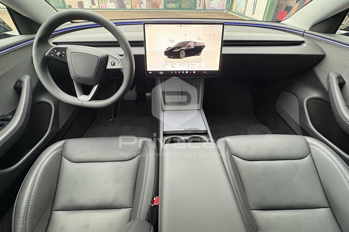 TESLA Model 3 NV35 RWD