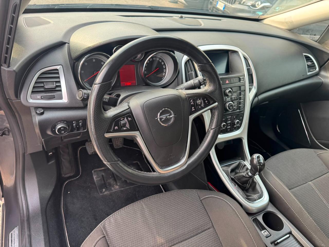 Opel Astra 2.0 CDTI 160 CV 5 porte Cosmo