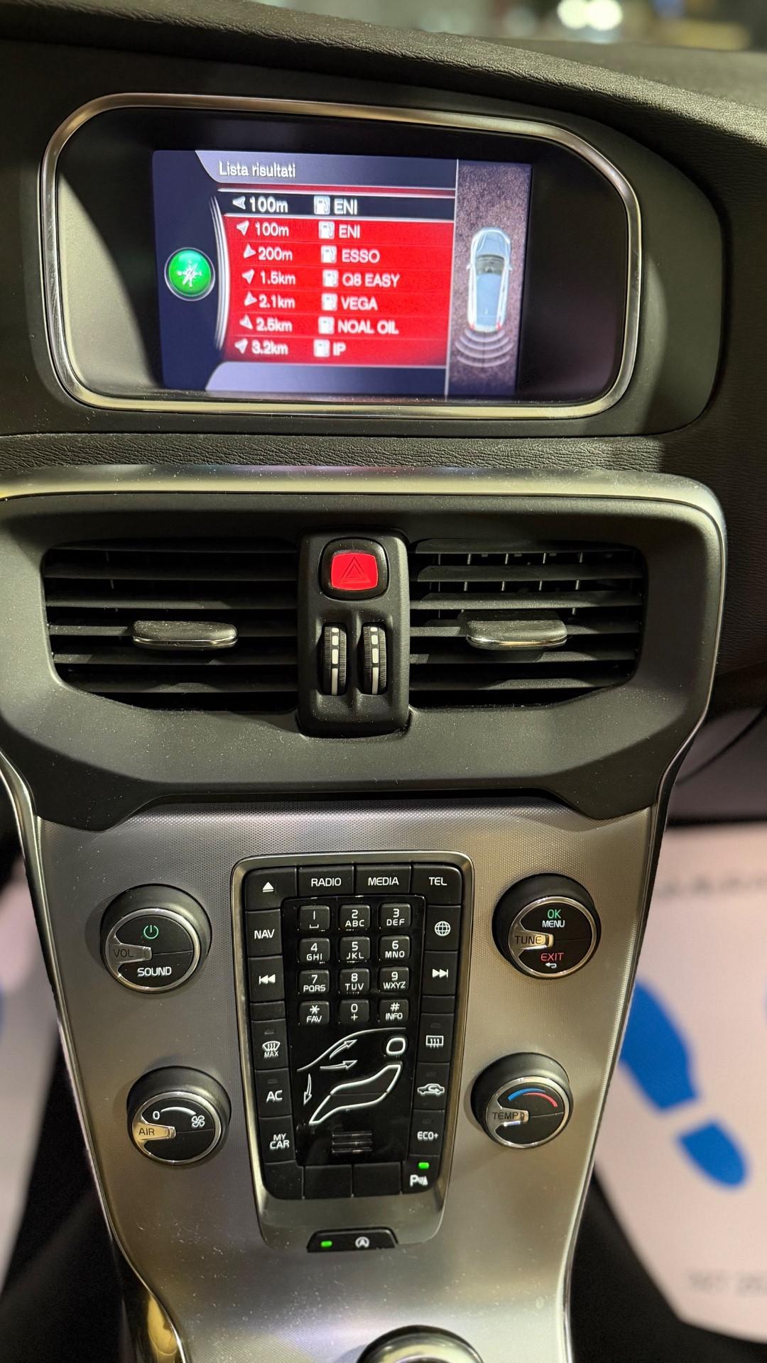 Volvo V40 D2 Geartronic R-design