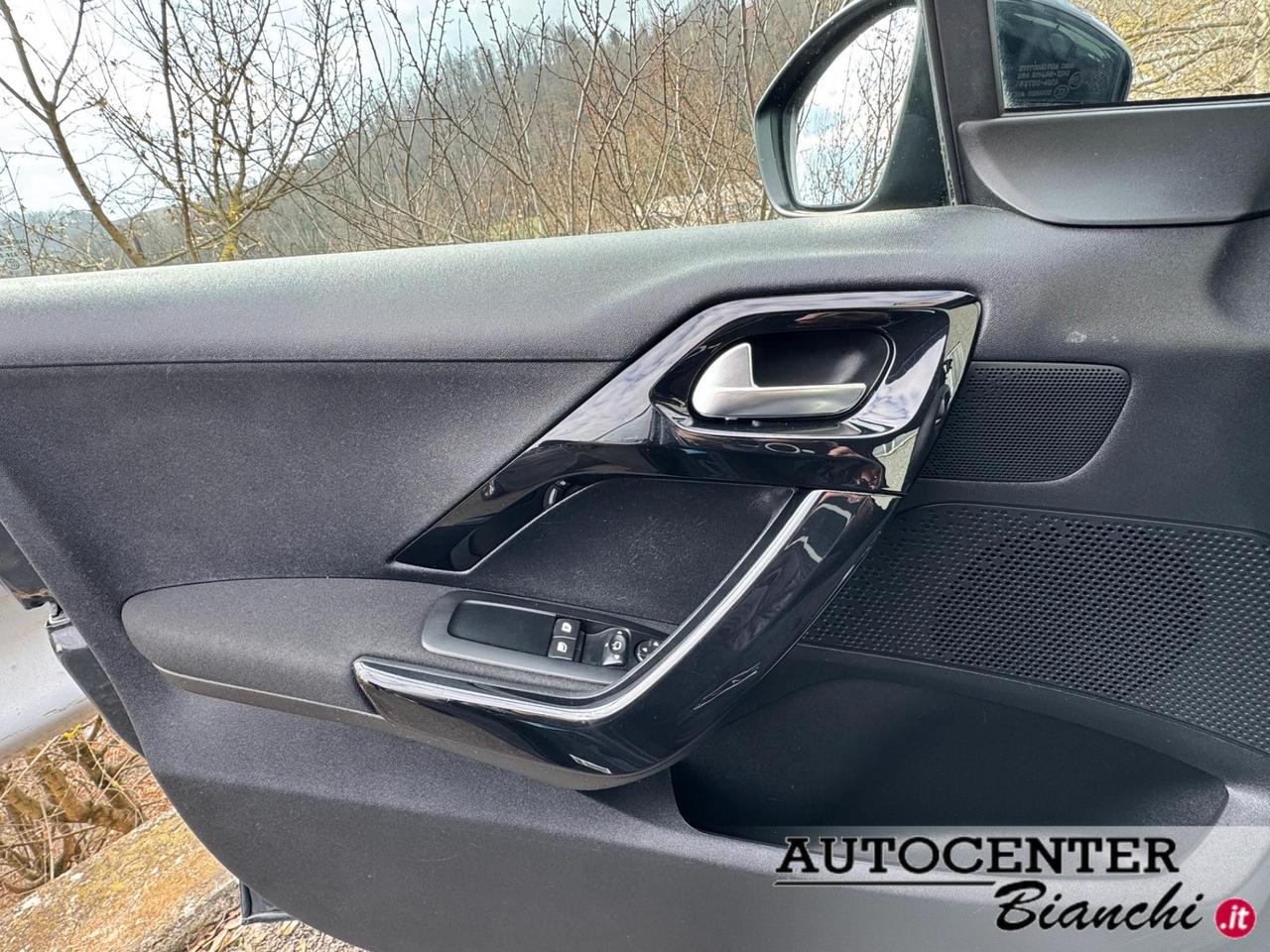 Peugeot 208 5 Porte 208 5p 1.6 bluehdi Active 75cv