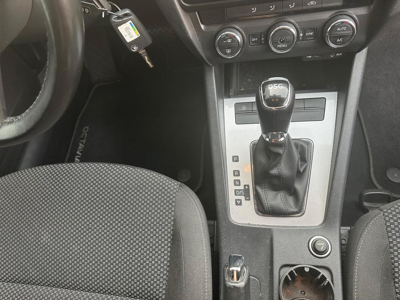Skoda Octavia 2.0 TDI CR DSG Executive