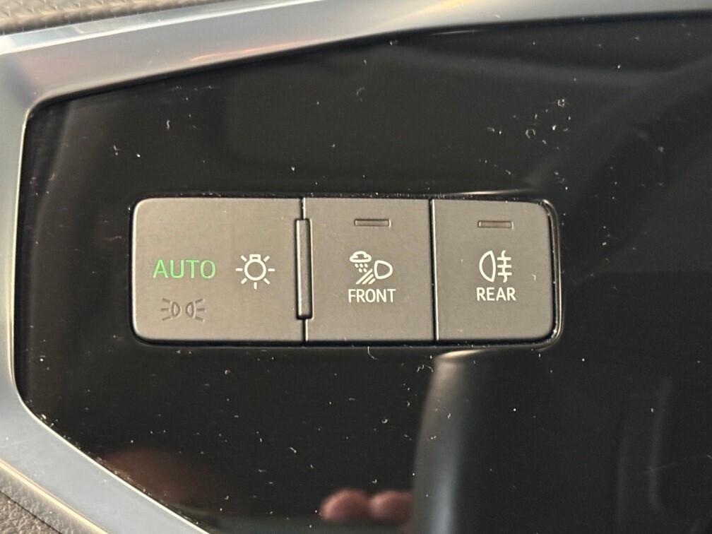 Audi Q3 35 2.0 tdi Advanced s-tronic Led Nav Cam Ap Con 18