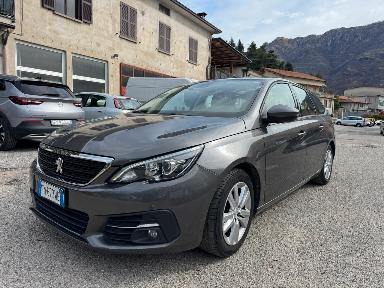 Peugeot 308 BlueHDi 120 S&S SW Business