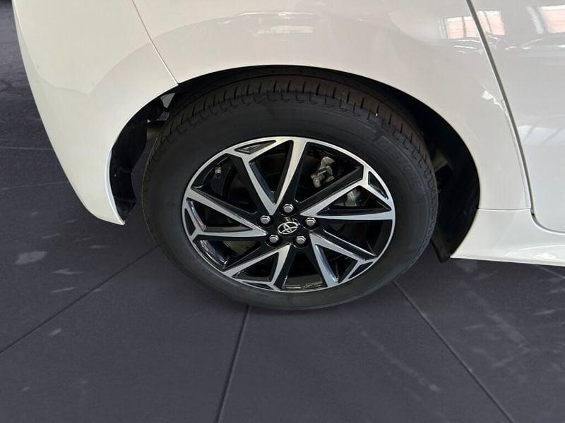 Toyota Yaris 4ª serie 1.5 Hybrid 5 porte Trend