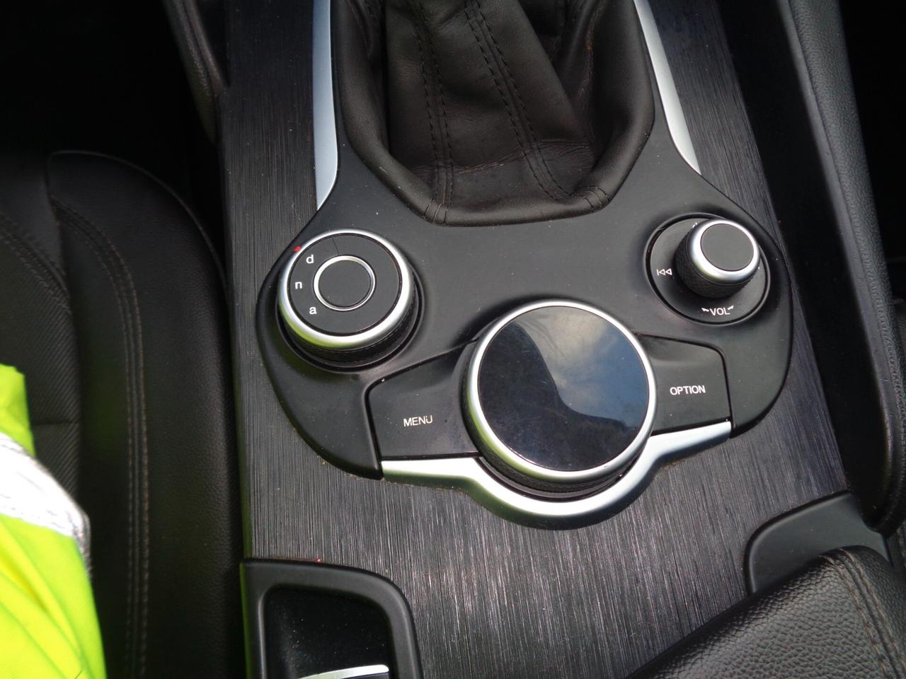 Giulia 2.2 Turbodiesel 150 CV Super distrbz km0