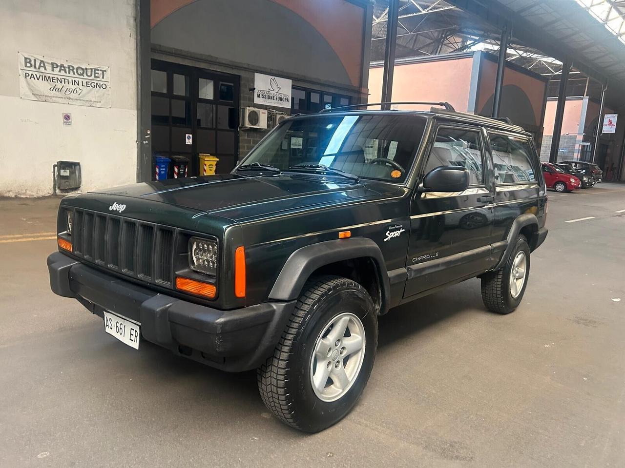 Jeep Cherokee 2.5 TD 3 porte Command-Trac Sport